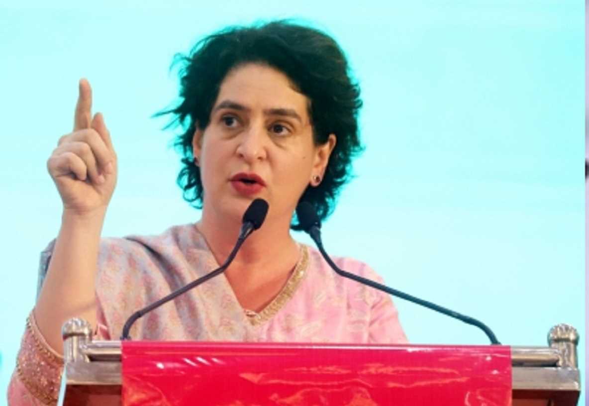 आरिफ और सारस की दोस्ती के प्रति यूपी सरकार का रवैया सही नहीं : प्रियंका गांधी आरिफ और सारस की दोस्ती के प्रति यूपी सरकार का रवैया सही नहीं : प्रियंका गांधी